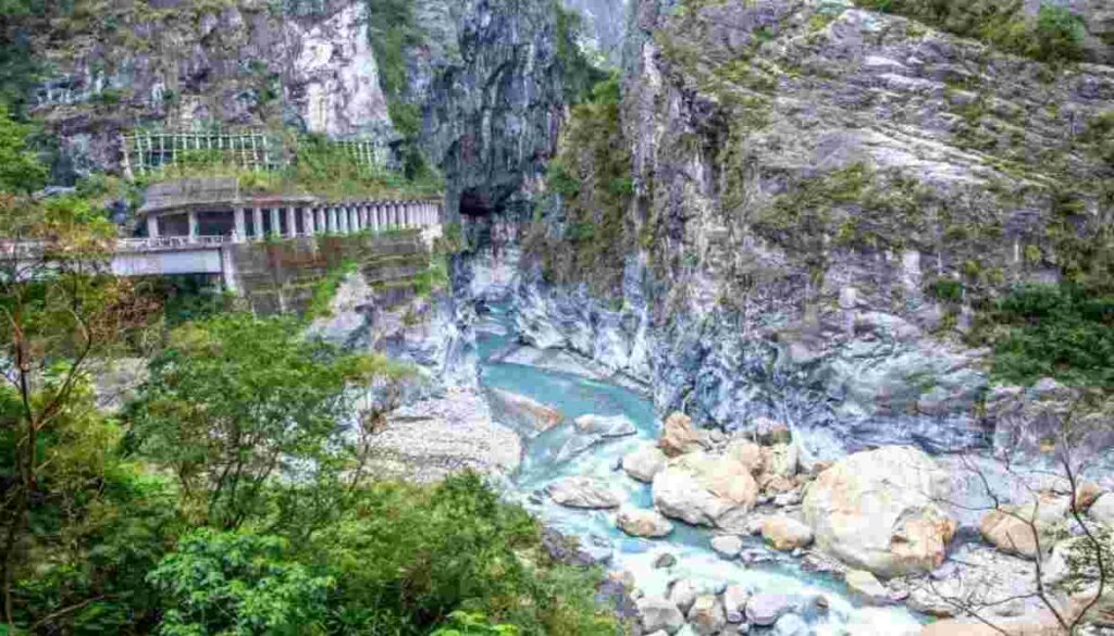 Taroko gorge national park (taiwan)